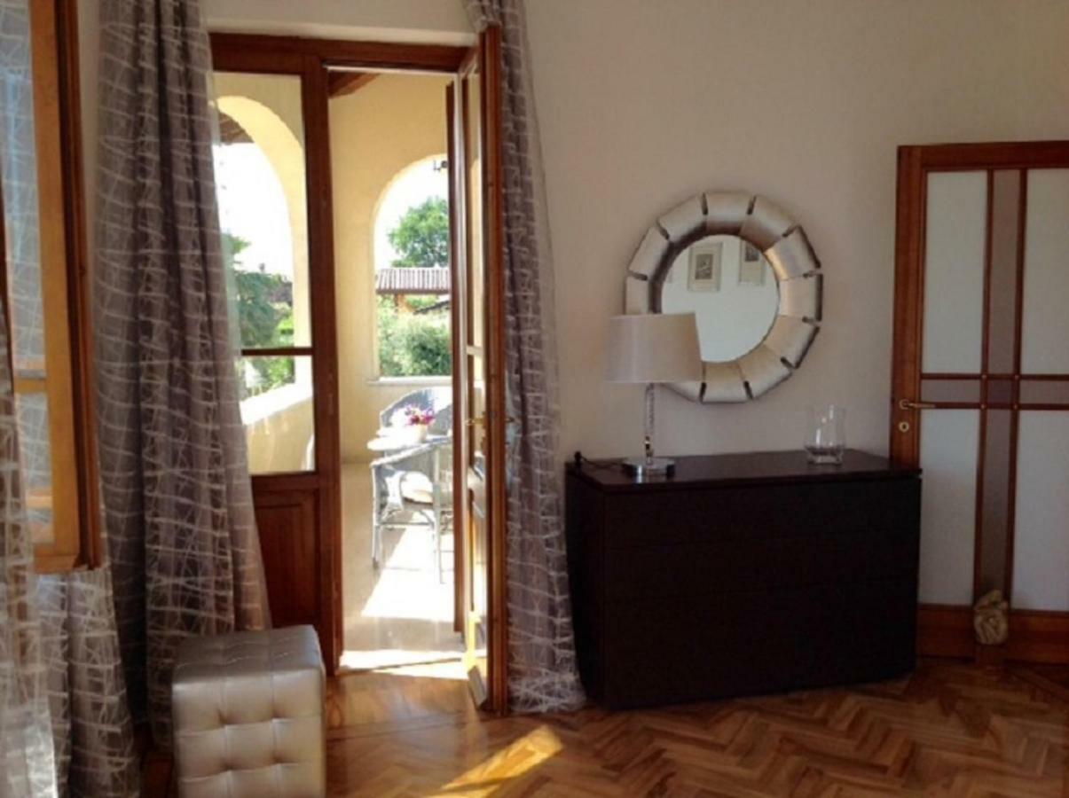 Villa Beatrice Лонато Экстерьер фото