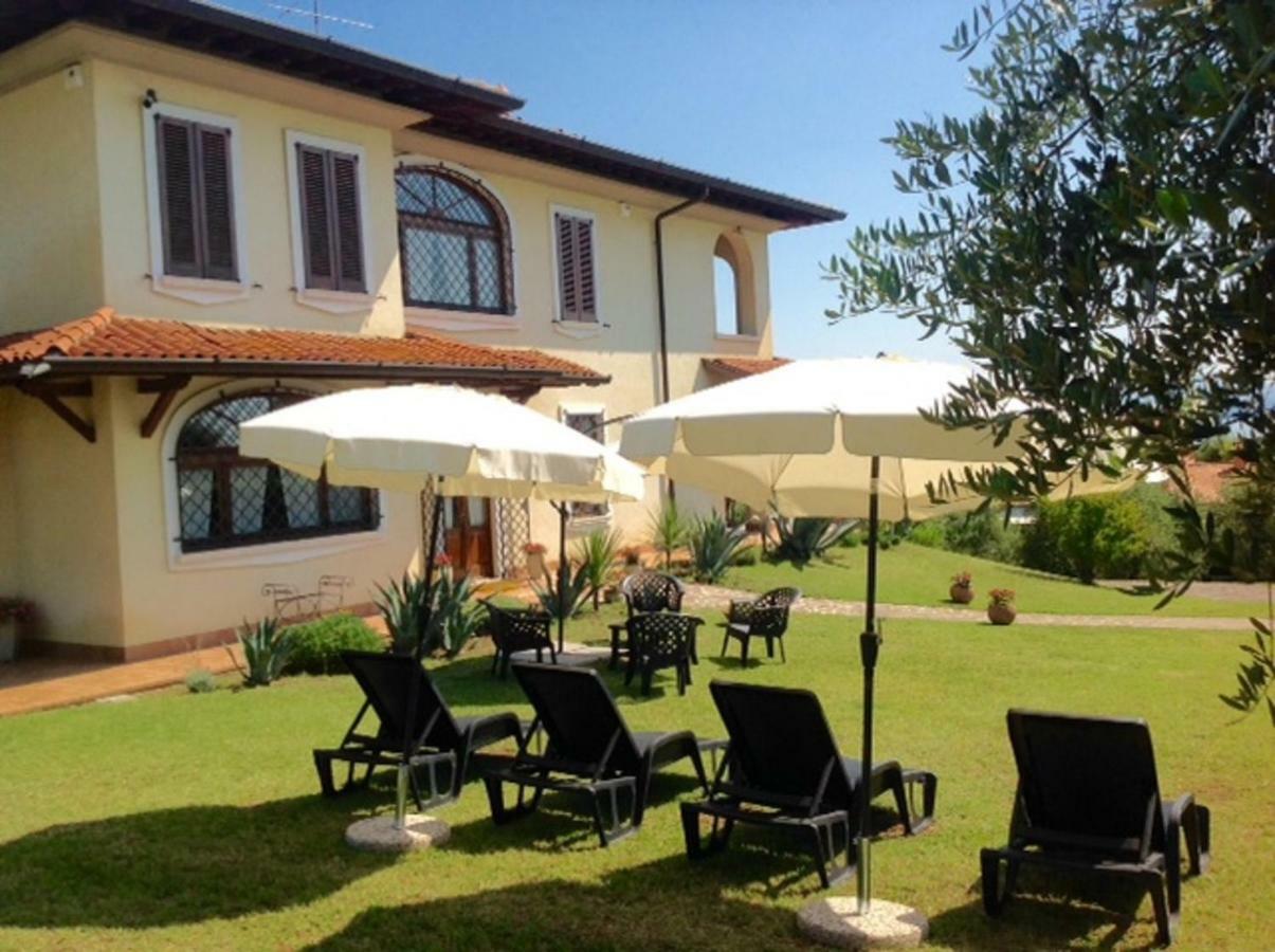 Villa Beatrice Лонато Экстерьер фото